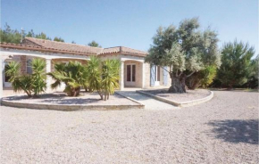 Beautiful home in Ferrals les Corbières with Outdoor swimming pool, WiFi and Outdoor swimming pool